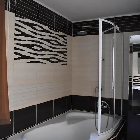 U Betty - Centrum 2*