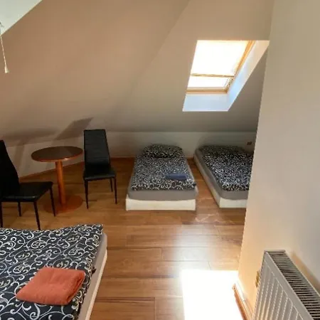 Hotel U Betty - Centrum 2*