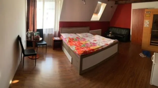 U Betty - Centrum Hotell 2*