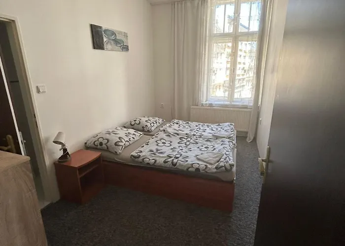 Hotell U Betty - Centrum 2*